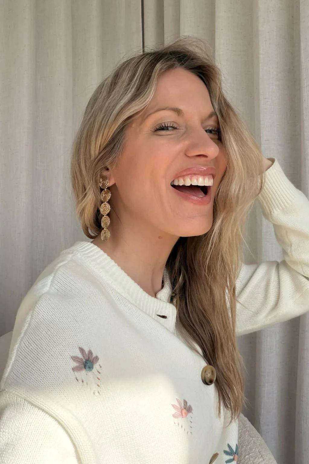 AIR - Boucles d'oreilles longues spirale recyclées - Image 3