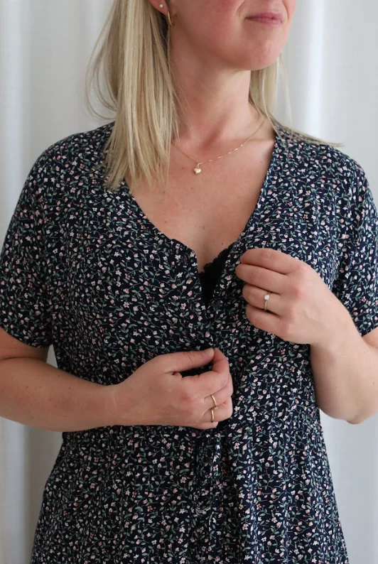 Robe à imprimé floral - marine - Image 6